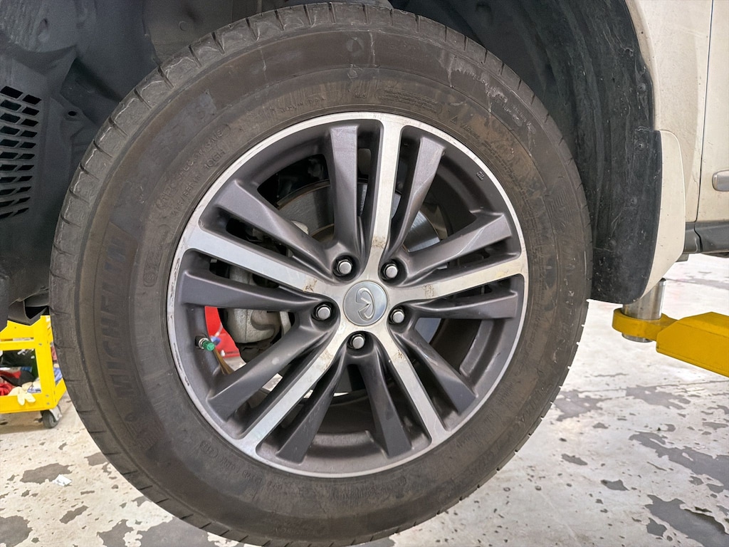 Used 2019 INFINITI QX60 Luxe SUV