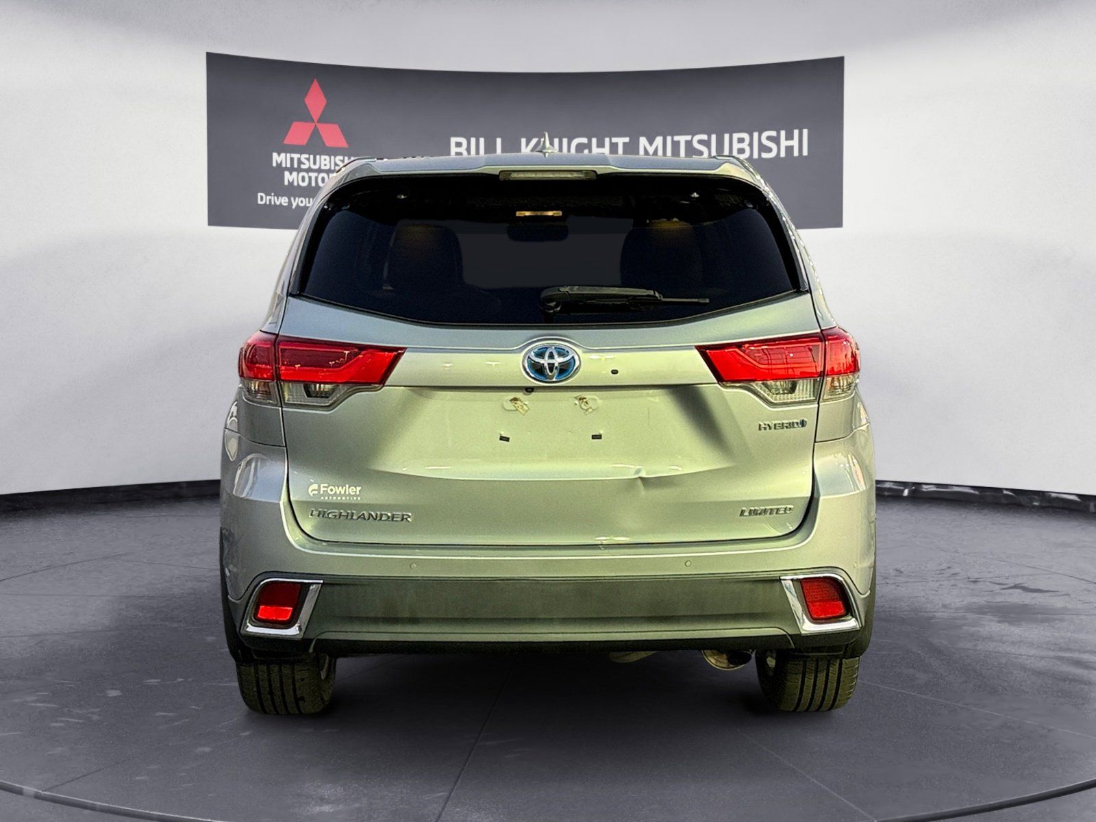 2019 Toyota Highlander Hybrid Limited photo 4