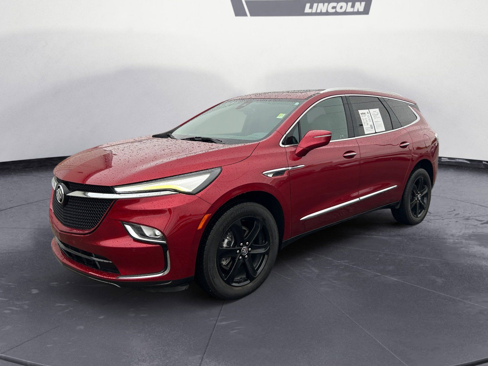 2023 Buick Enclave Essence's photo