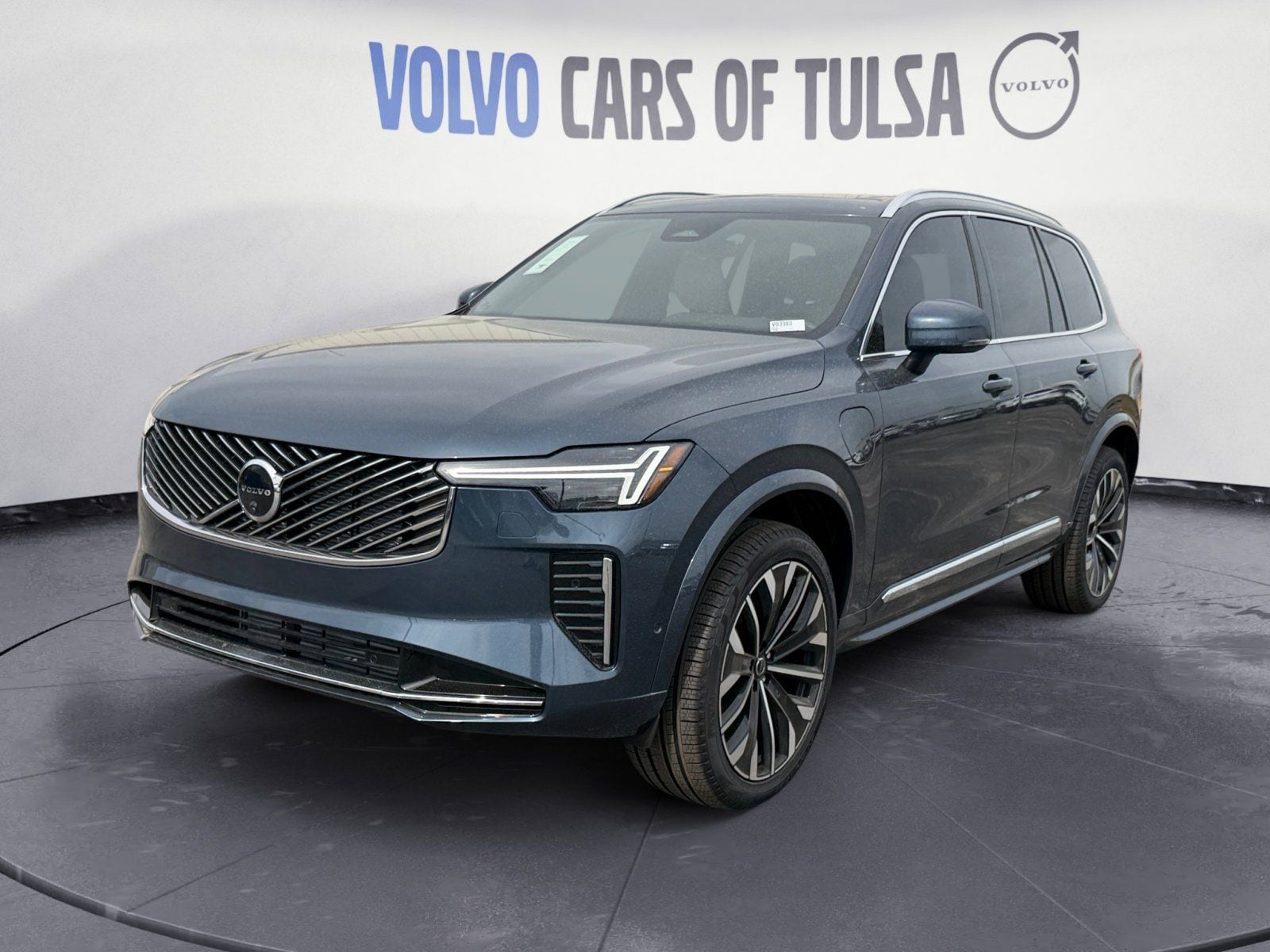 2026 Volvo XC90 T8 Recharge Plus Bright 7-Seat 4WD's photo
