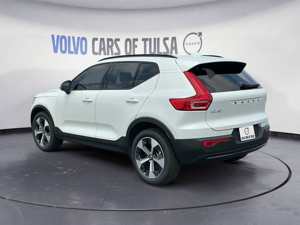 New 2026 Volvo XC40 B4 Plus SUV
