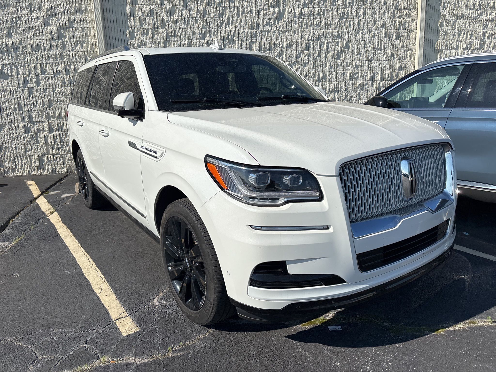 2023 Lincoln Navigator Reserve photo 3