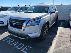 2023 Nissan Pathfinder Platinum SUV