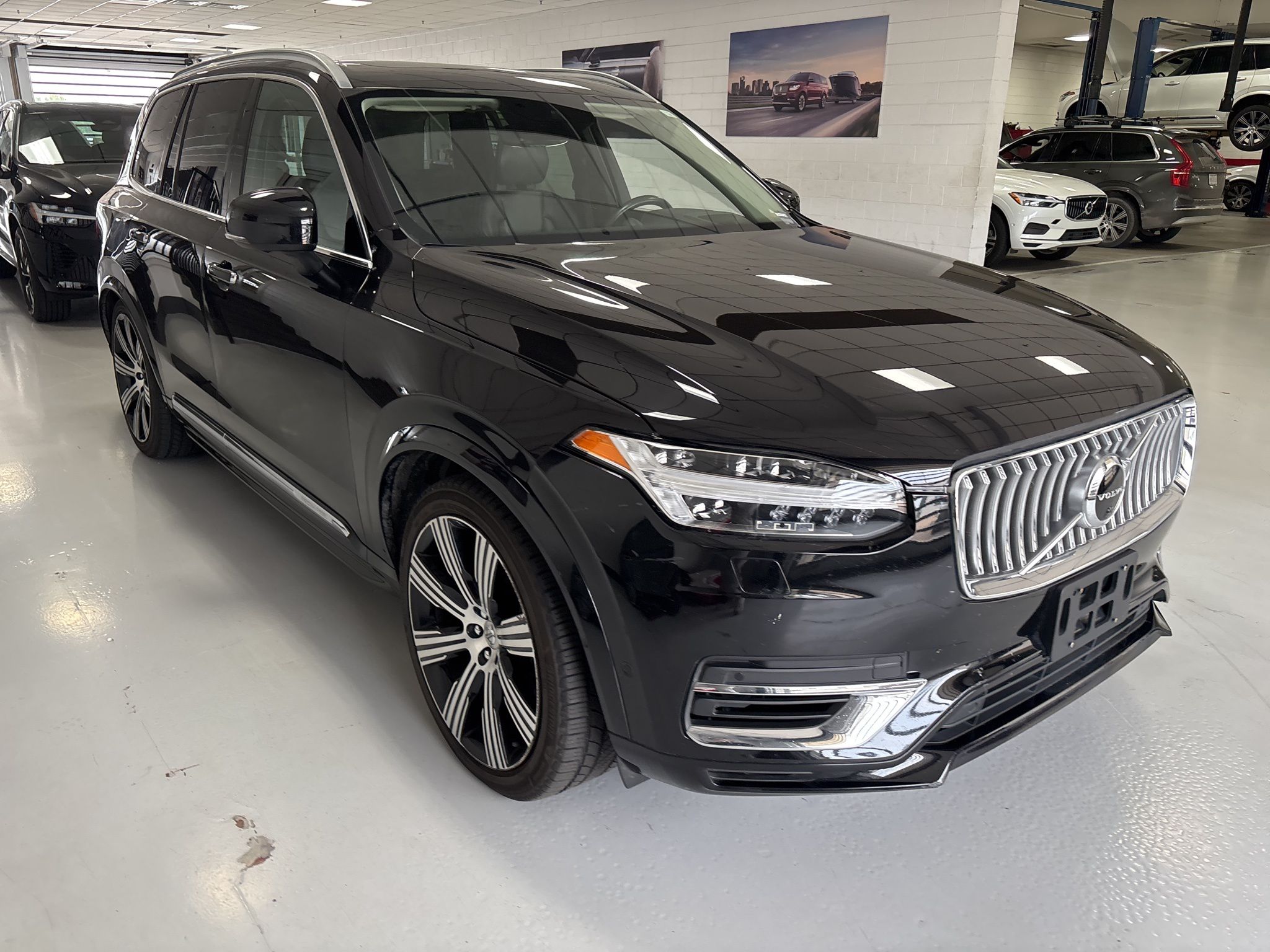 2021 Volvo XC90 Recharge T8 Inscription photo 3