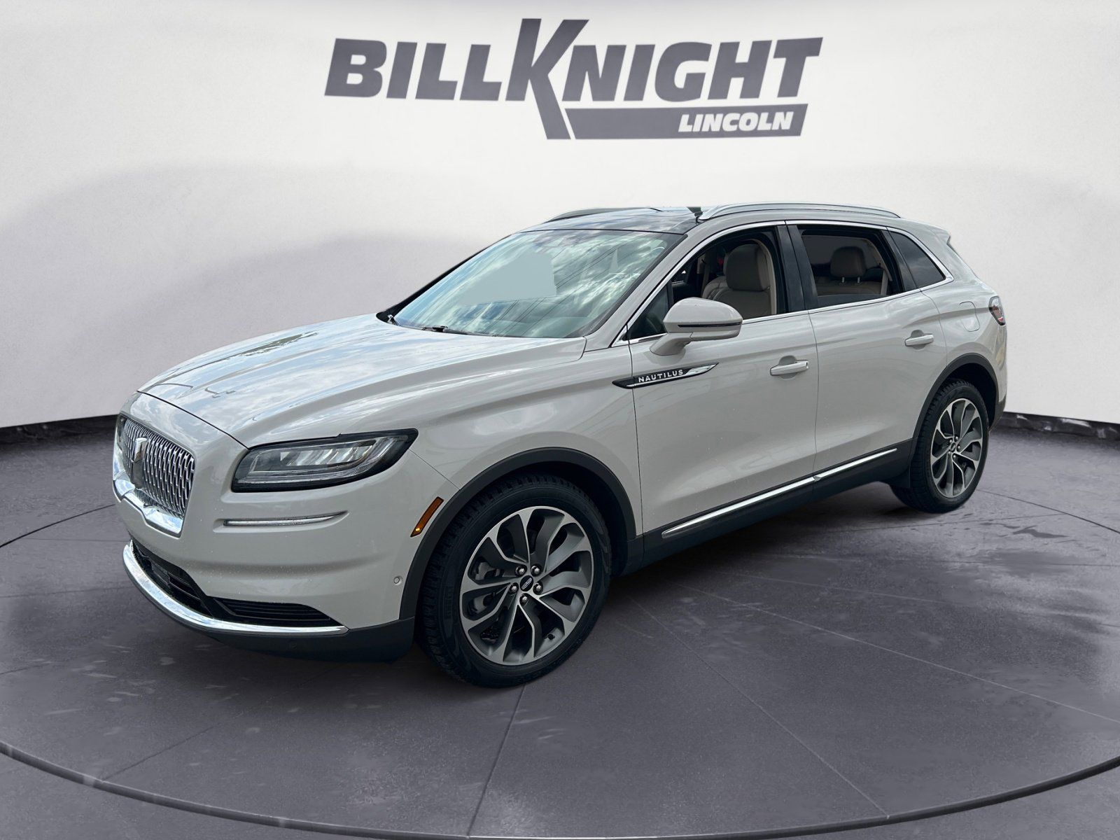 2022 Lincoln Nautilus Reserve AWD's photo