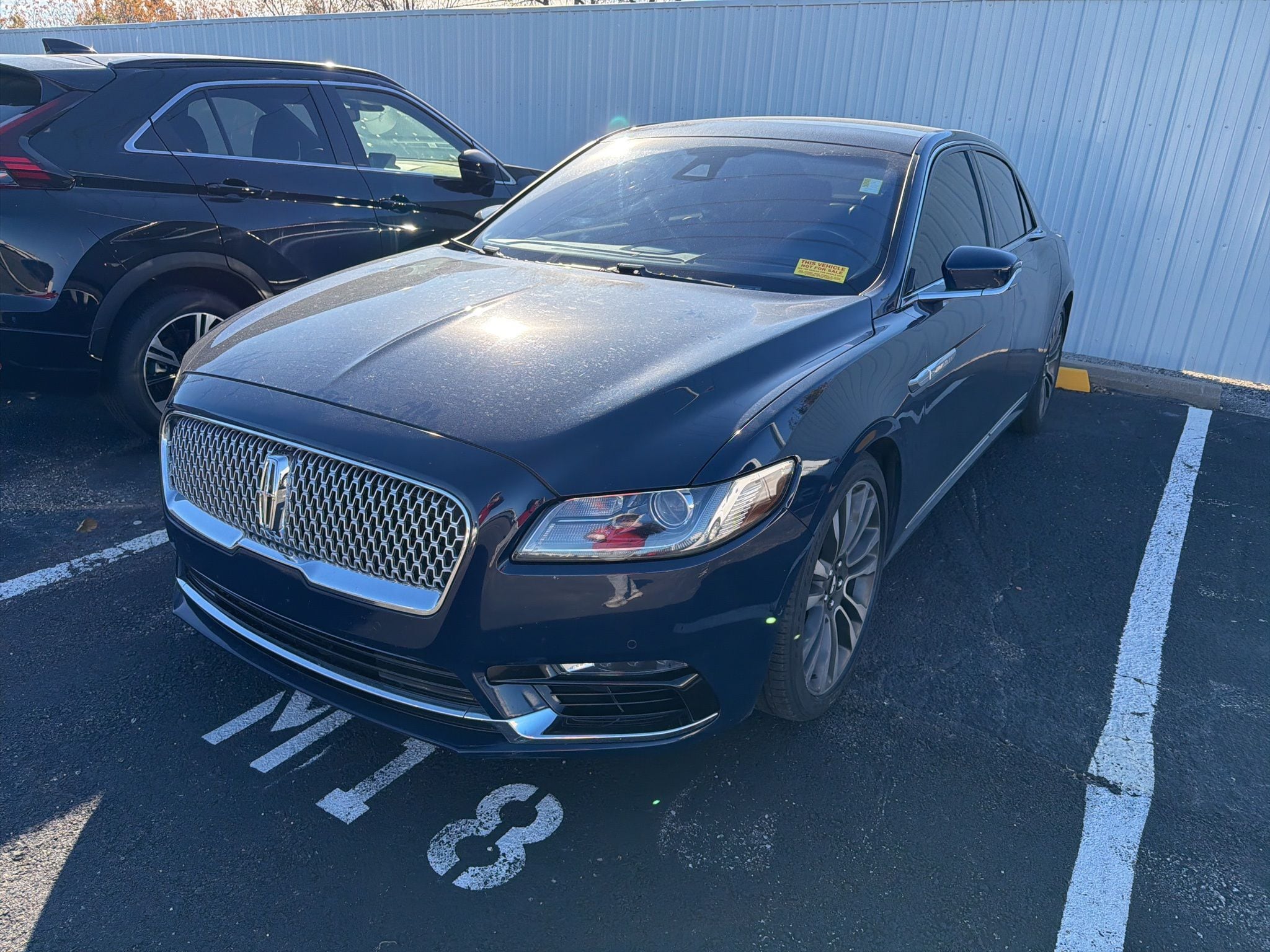 2018 Lincoln Continental Reserve's photo