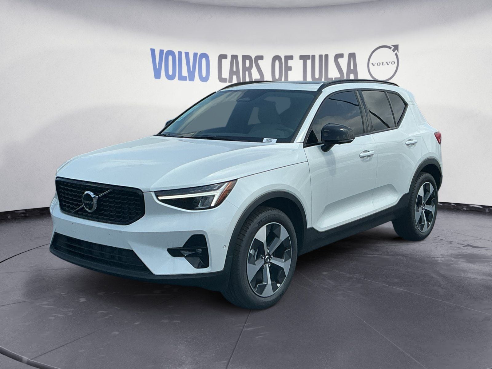 2026 Volvo XC40 Plus