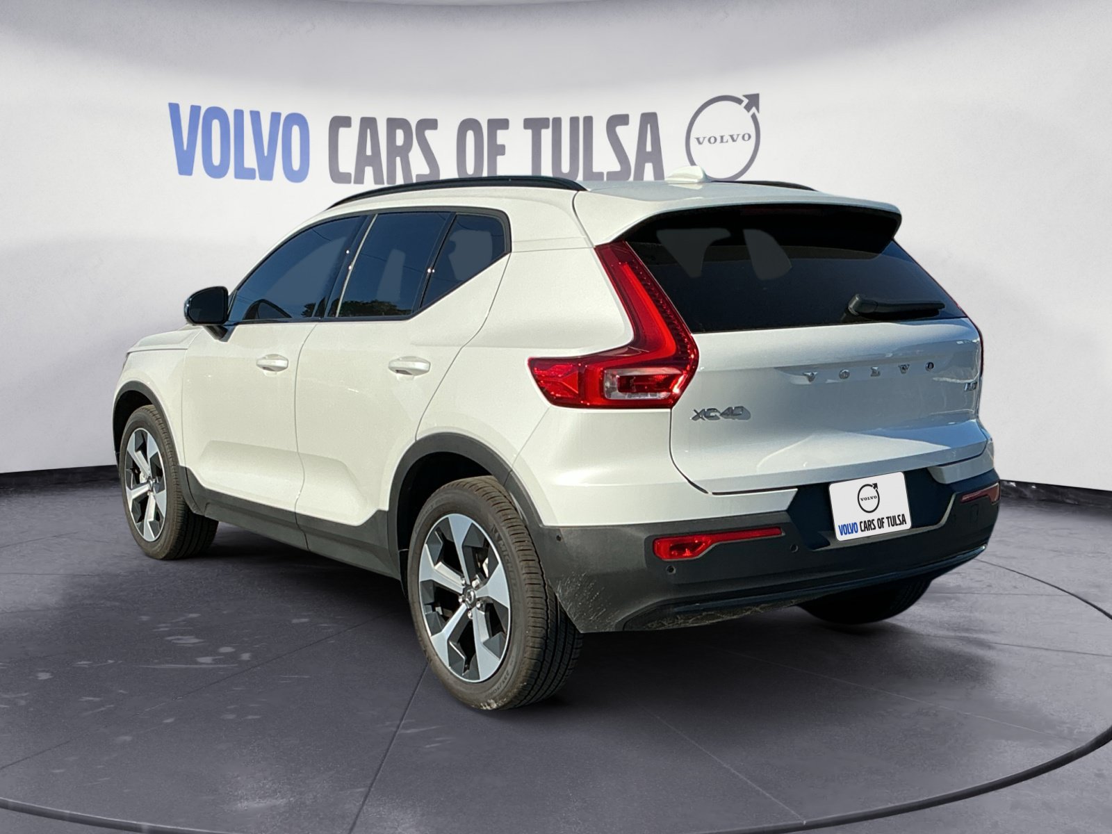 New 2026 Volvo XC40 B5 Plus SUV