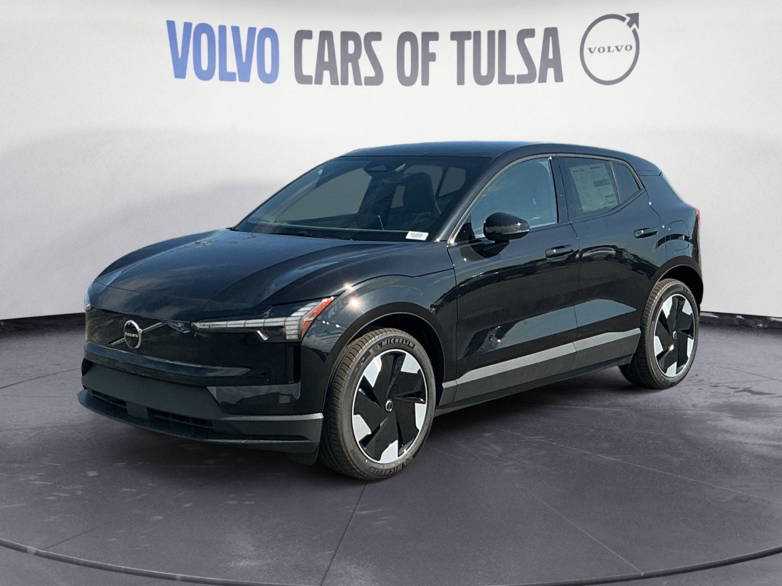 2025 Volvo EX30 Twin Motor Performance Plus's photo