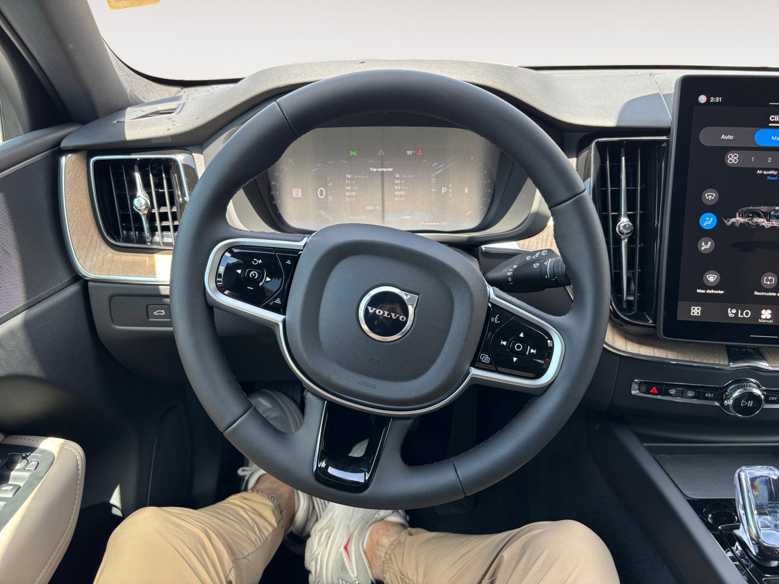 2026 Volvo XC60 Core - Photo 12
