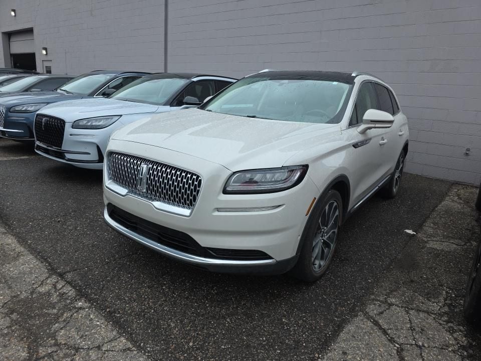 2022 Lincoln Nautilus Reserve AWD's photo