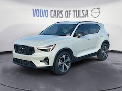 2026 Volvo XC40 B5 Plus AWD SUV