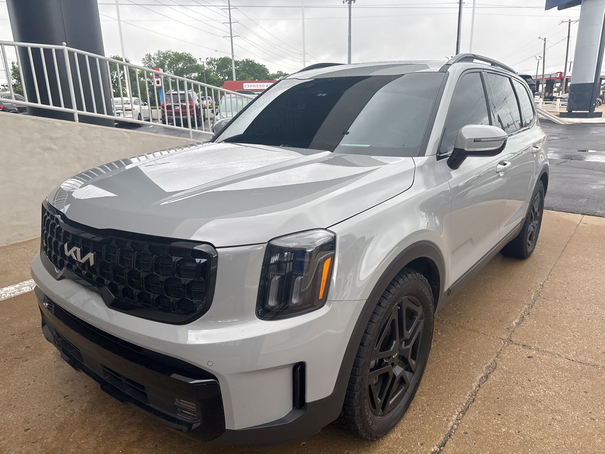 2024 Kia Telluride SX Prestige X-Line AWD's photo