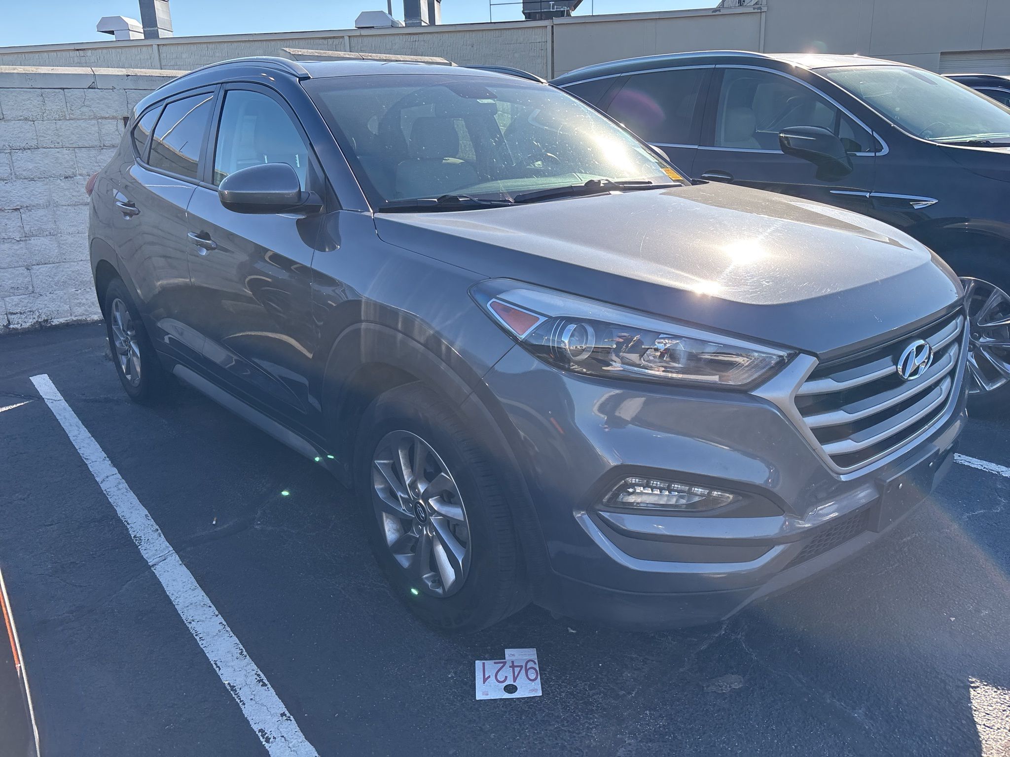 2018 Hyundai Tucson SEL photo 3