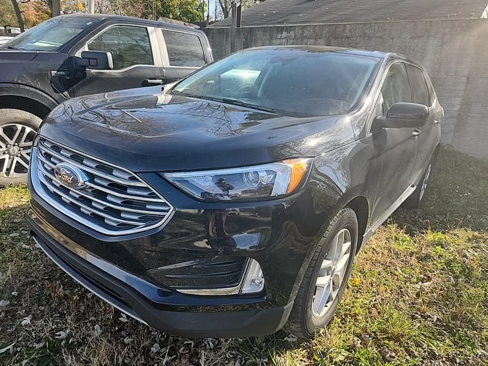 2022 Ford Edge SEL's photo