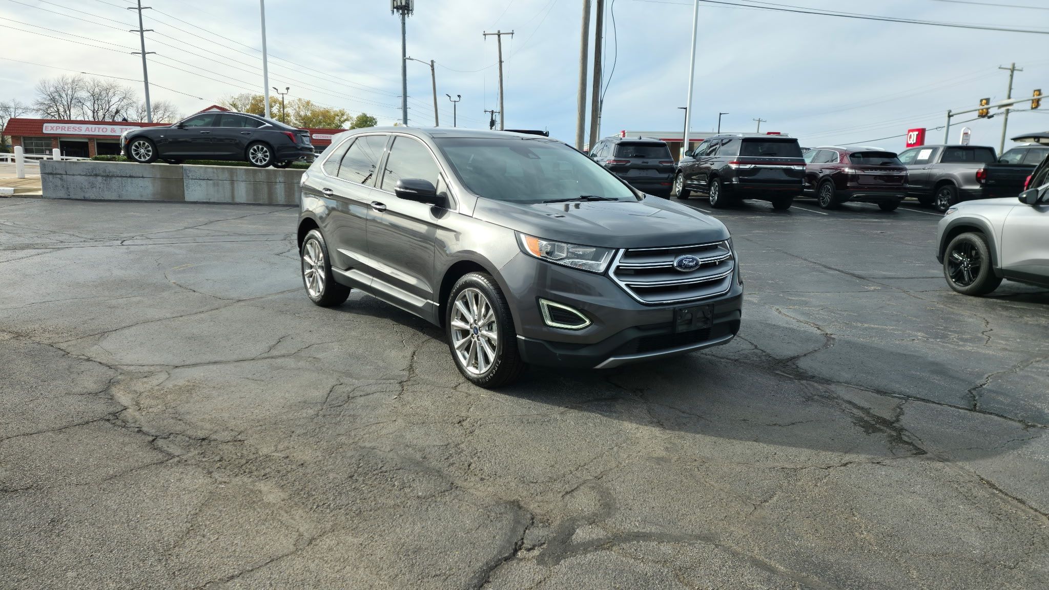 2018 Ford Edge Titanium photo 3
