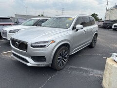 2022 Volvo XC90 T5 Momentum SUV