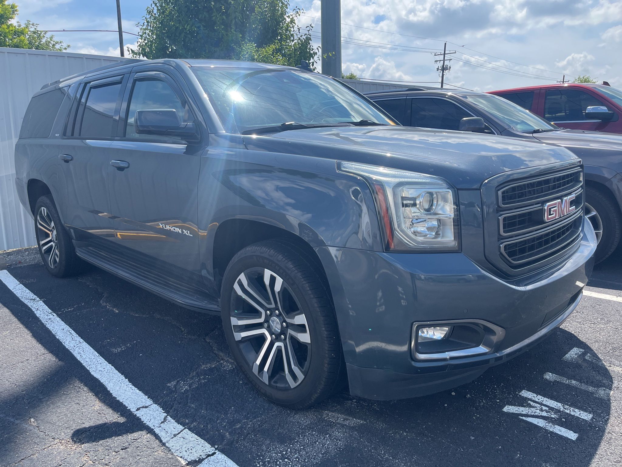 2020 GMC Yukon 4WD SLT's photo