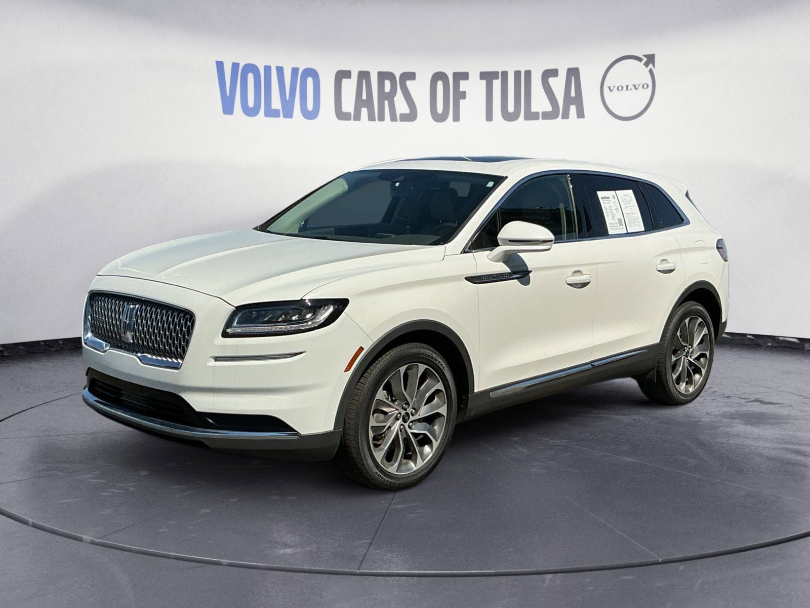 2022 Lincoln Nautilus Reserve AWD's photo