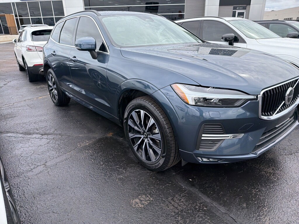 Used 2023 Volvo XC60 B5 Core SUV