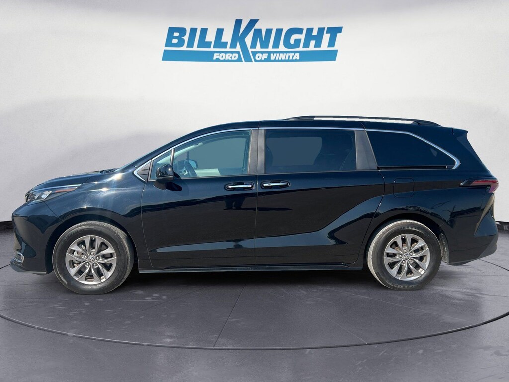 Used 2024 Toyota Sienna XLE Van Passenger Van