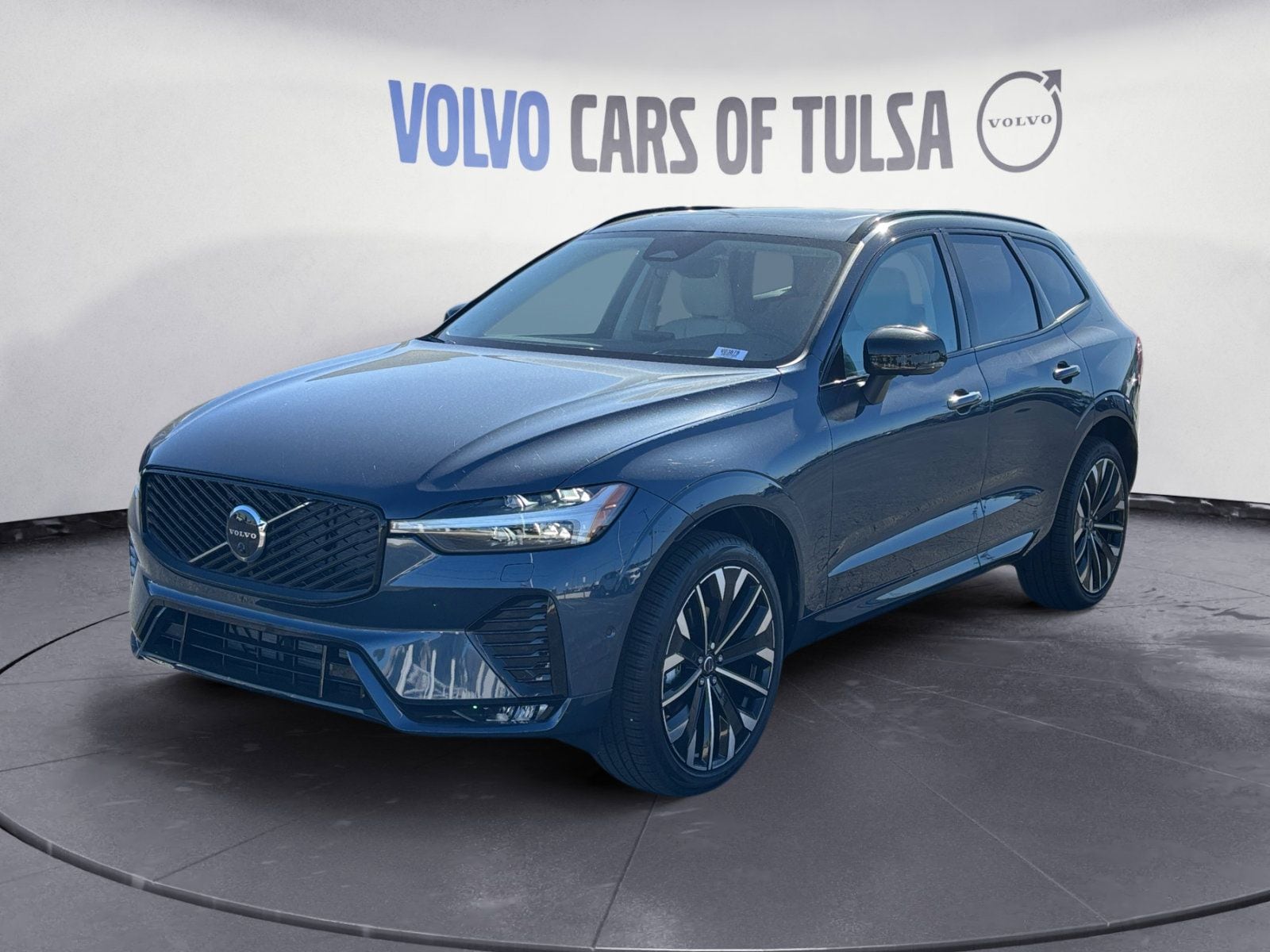 2026 Volvo XC60 Ultra's photo