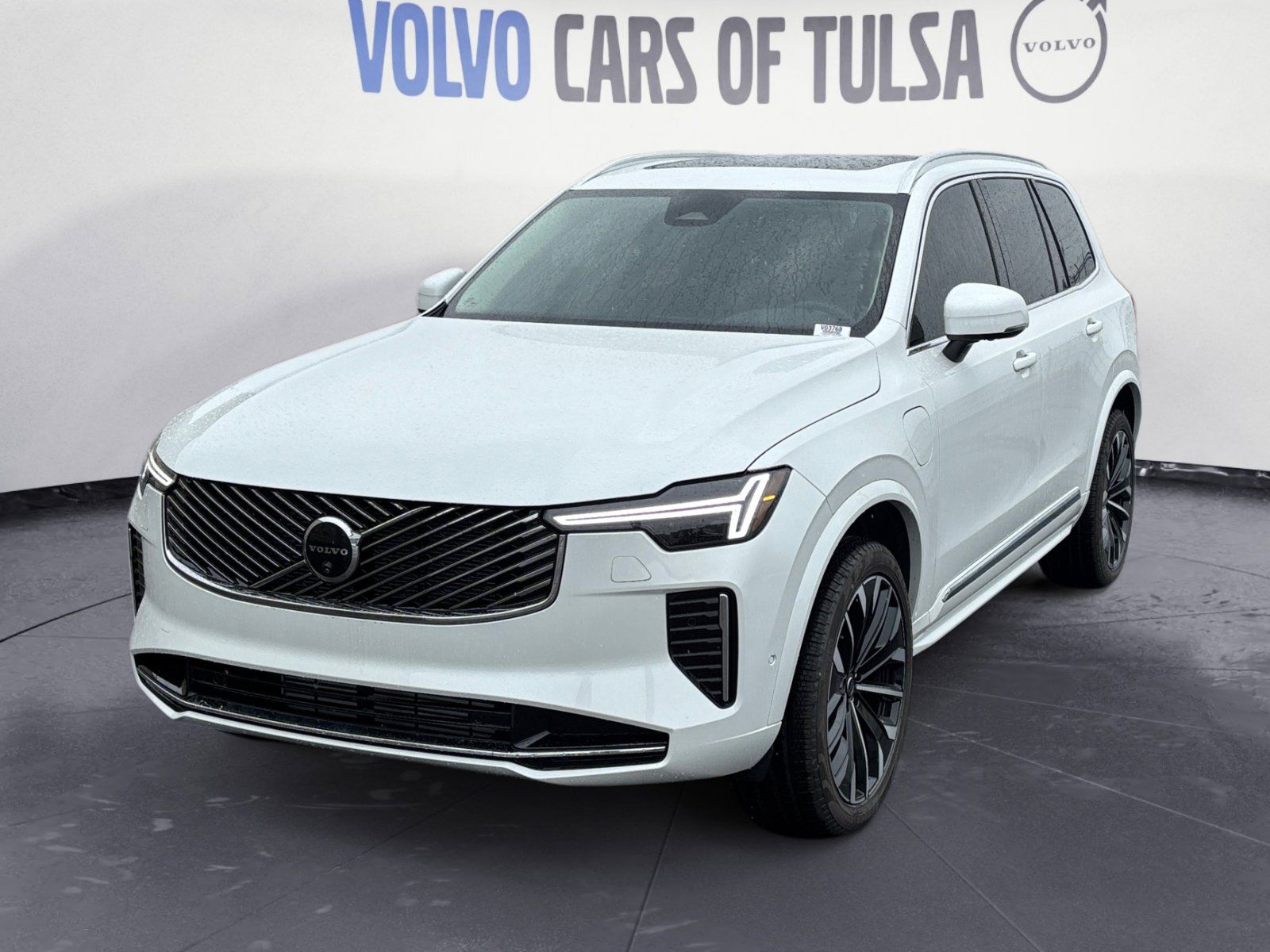 2025 Volvo XC90 plug-in hybrid T8 (2025.5) Plus 7-Seater