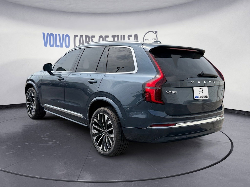 New 2026 Volvo XC90 B6 Plus 7-Seater SUV