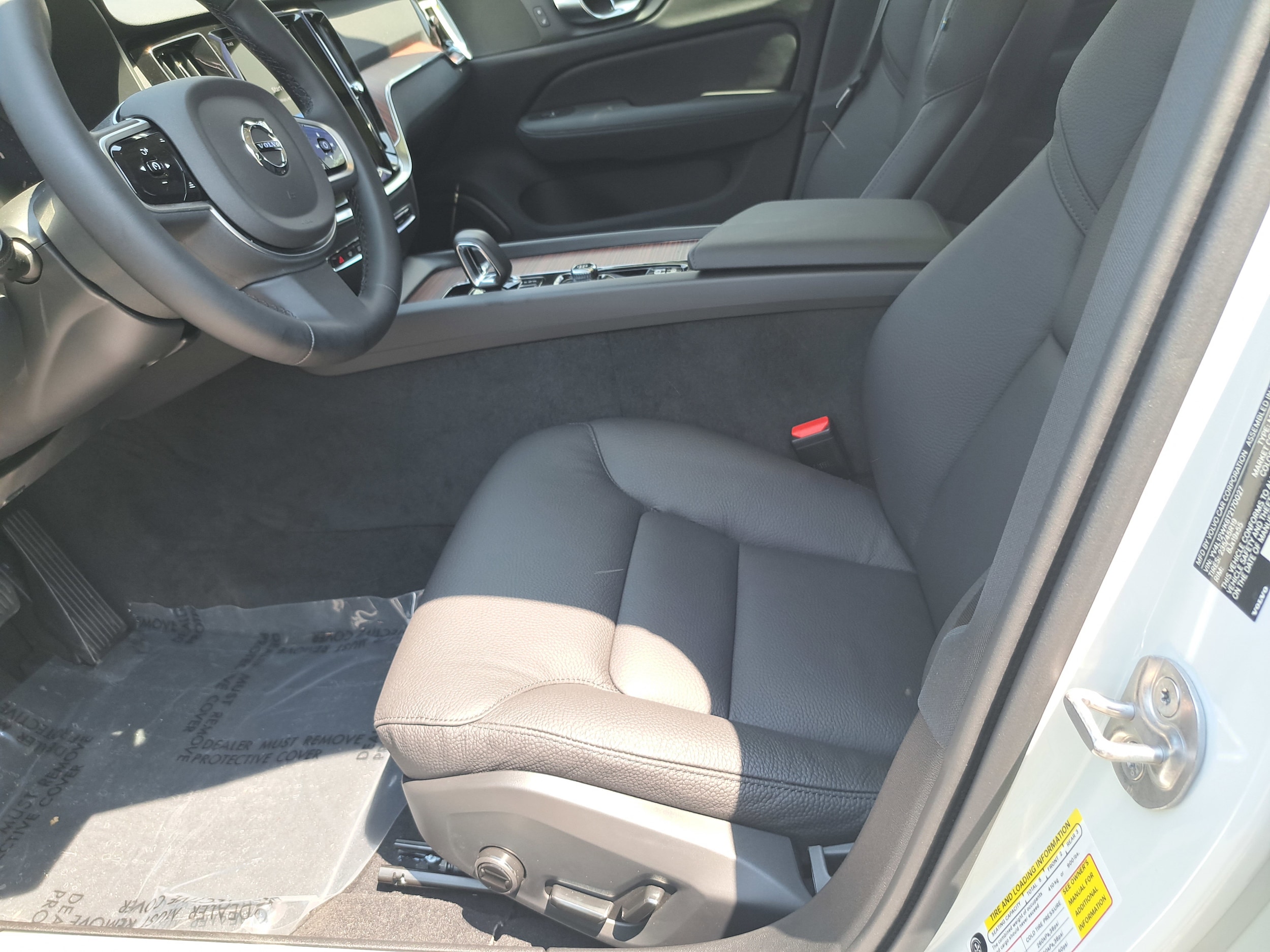 2026 Volvo V60 Cross Country Plus - Photo 6