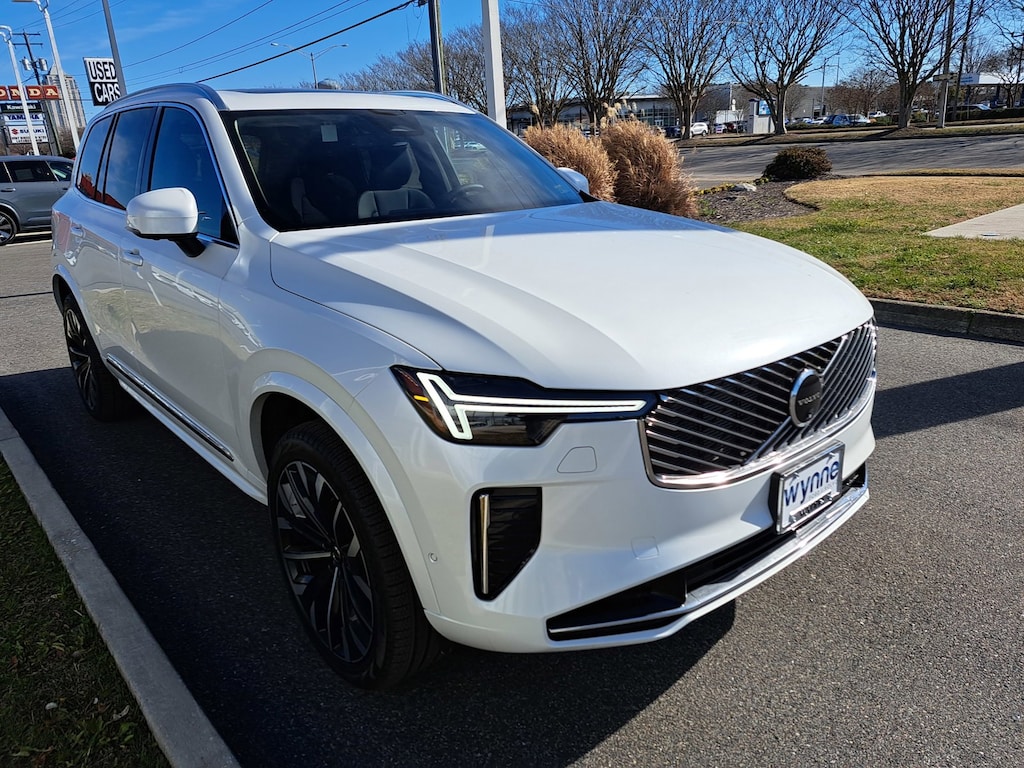 New 2025 Volvo XC90 plug-in hybrid T8 (2025.5) Plus 7-Seater SUV