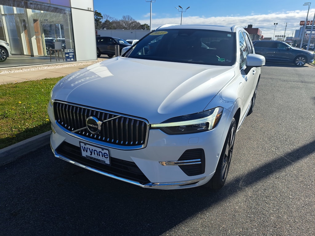 Certified 2023 Volvo XC60 Recharge Plug-In Hybrid Plus Bright Theme T8 eAWD PHEV Plus Bright Theme