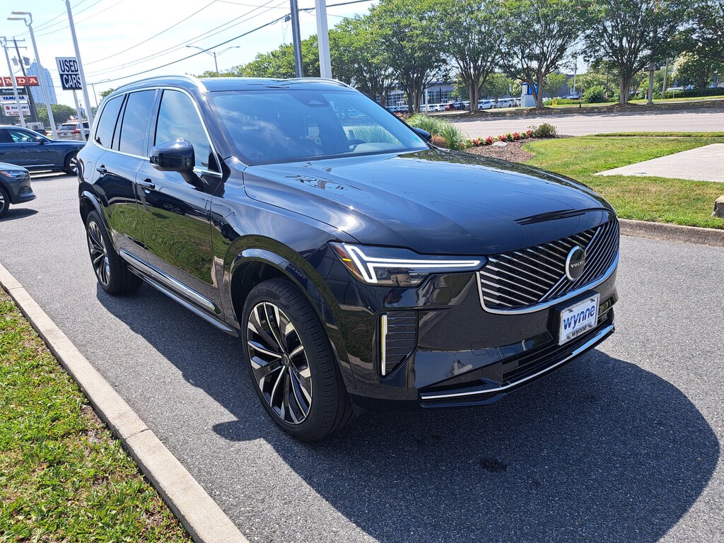 New 2026 Volvo XC90 B6 Core SUV