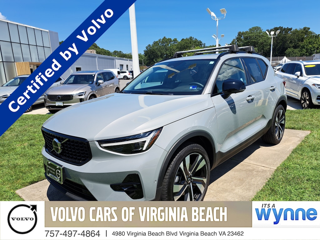 Certified 2024 Volvo XC40 Ultimate Dark Theme B5 AWD Ultimate Dark Theme
