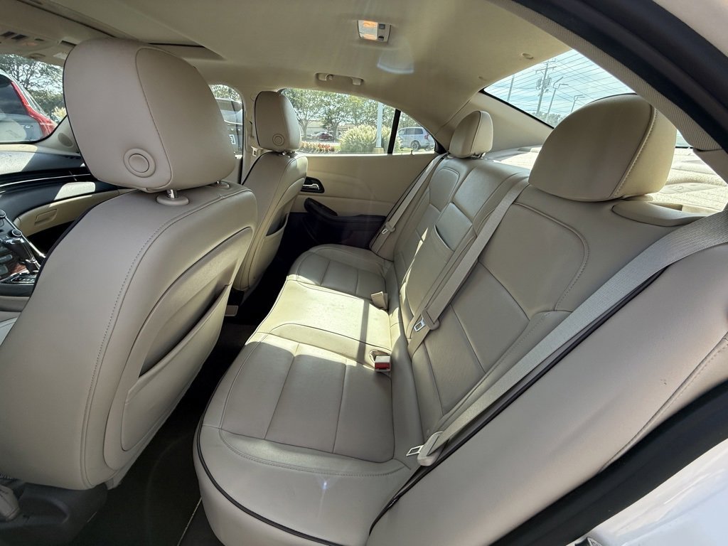 2013 Chevrolet Malibu LTZ photo 3