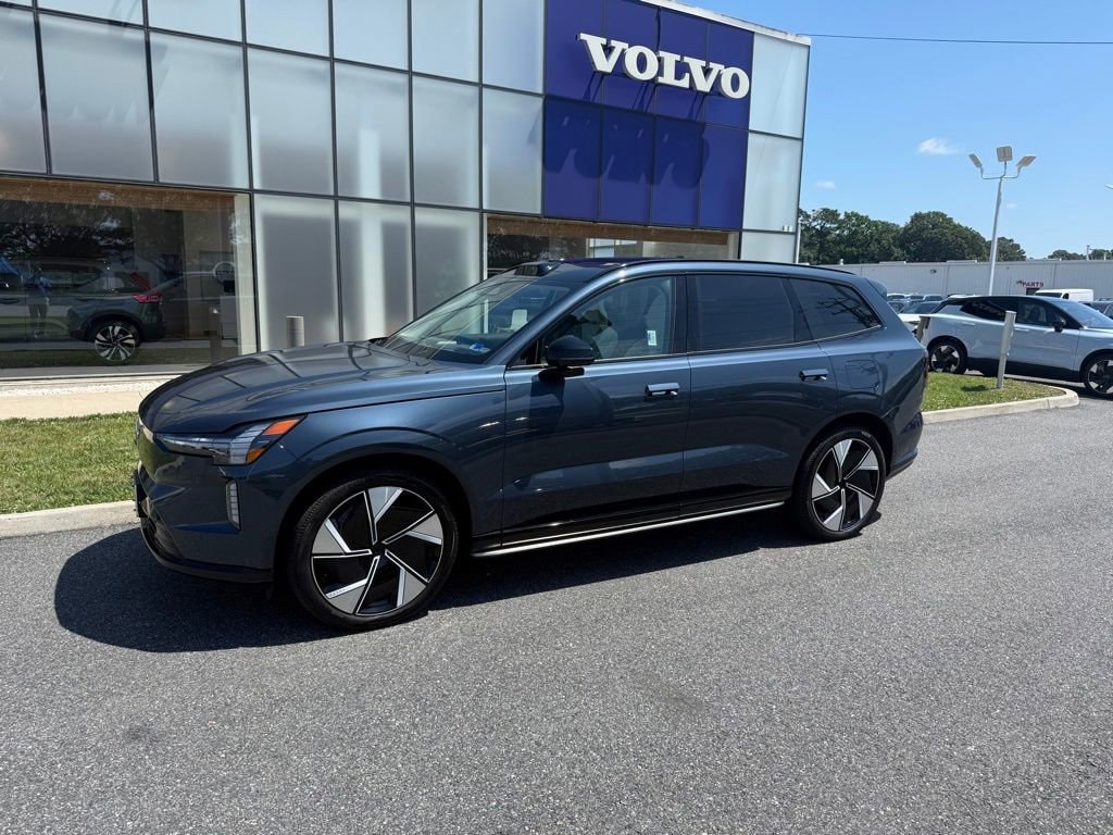 Used 2025 Volvo EX90 Ultra with VIN 7JDE23KL9SG006714 for sale in Virginia Beach, VA