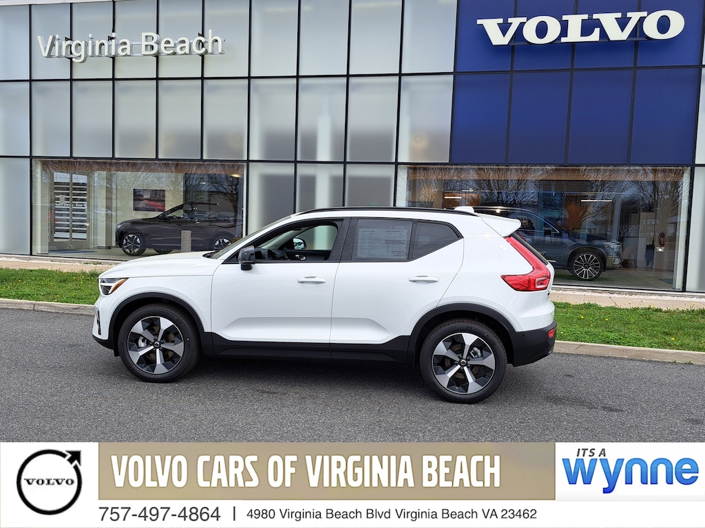 New 2026 Volvo XC40 B5 Plus SUV