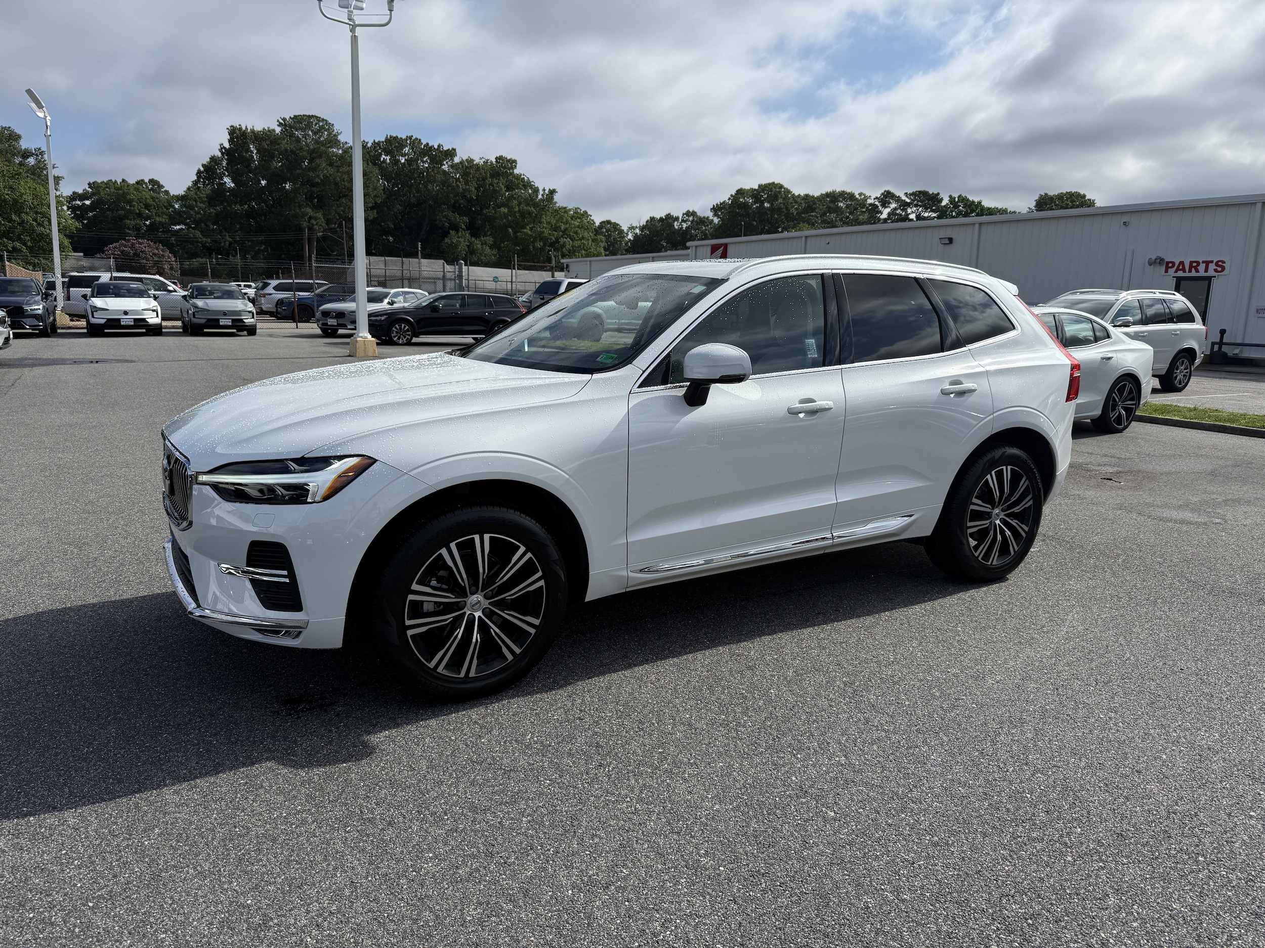 Certified 2022 Volvo XC60 Inscription with VIN YV4L12RL6N1087484 for sale in Virginia Beach, VA