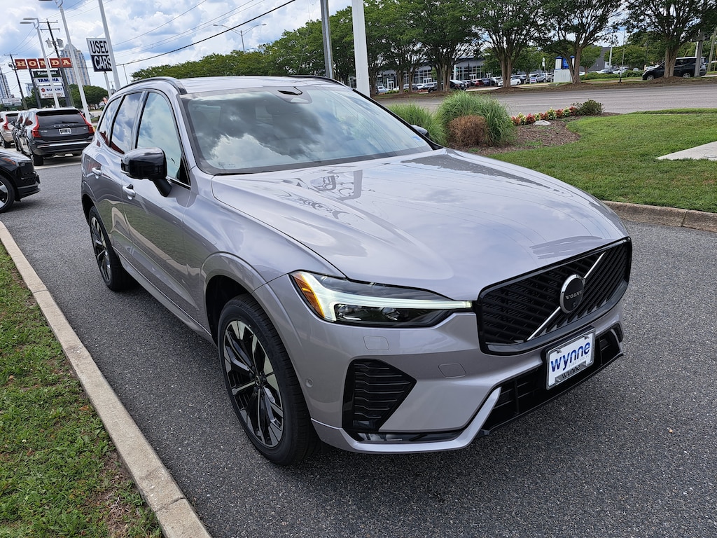 New 2026 Volvo XC60 B5 Plus SUV