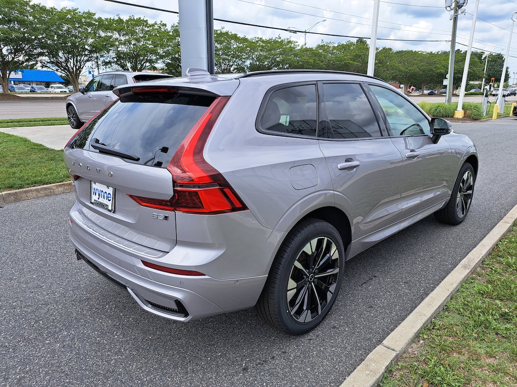 New 2026 Volvo XC60 B5 Plus SUV