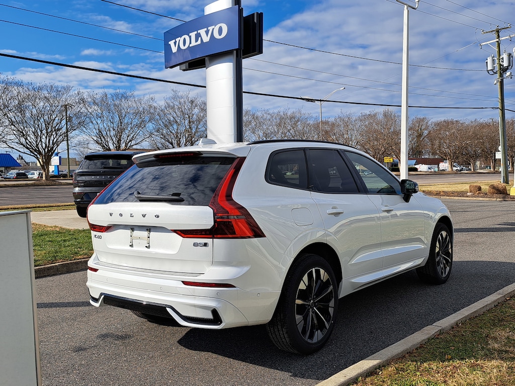 New 2026 Volvo XC60 B5 Plus SUV