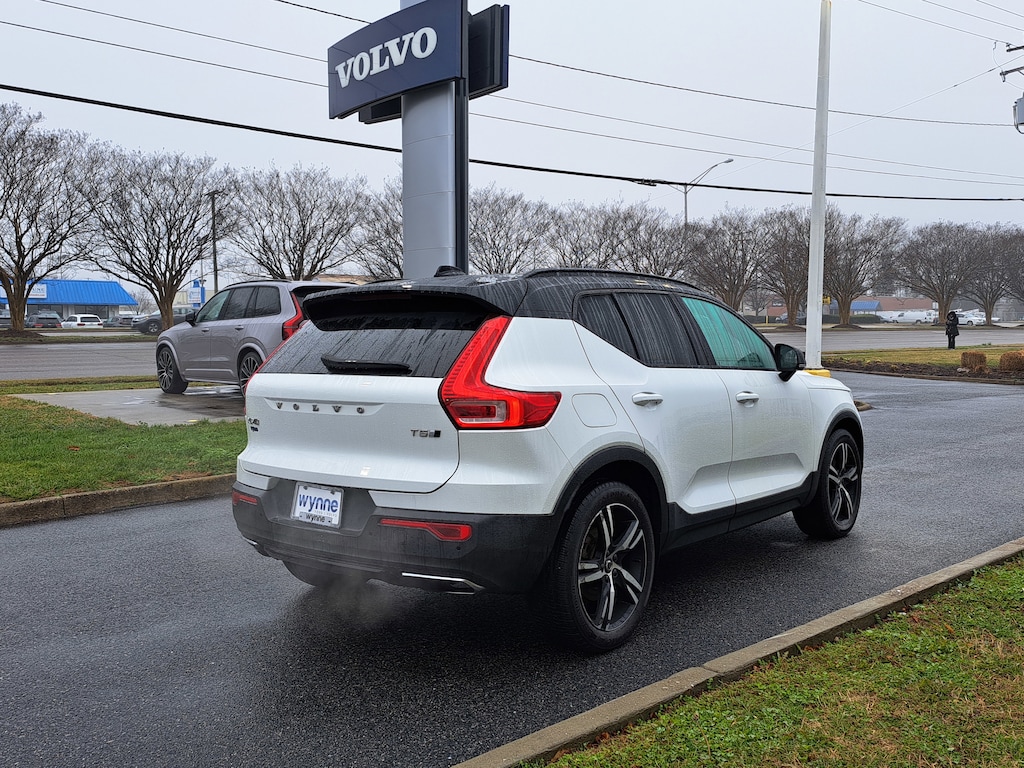 Used 2020 Volvo XC40 R-Design T5 AWD R-Design