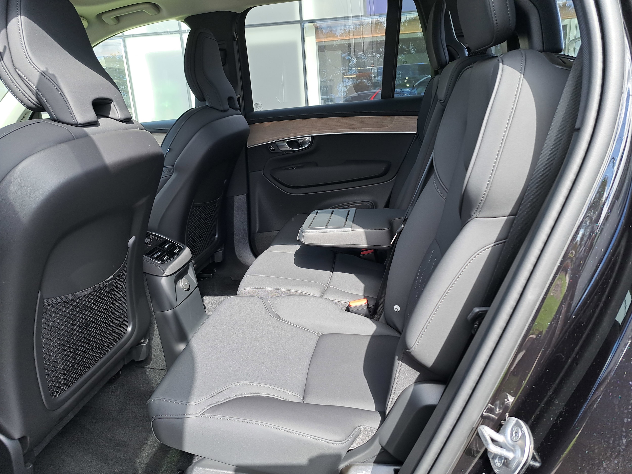 2025 Volvo XC90 Plus - Photo 7