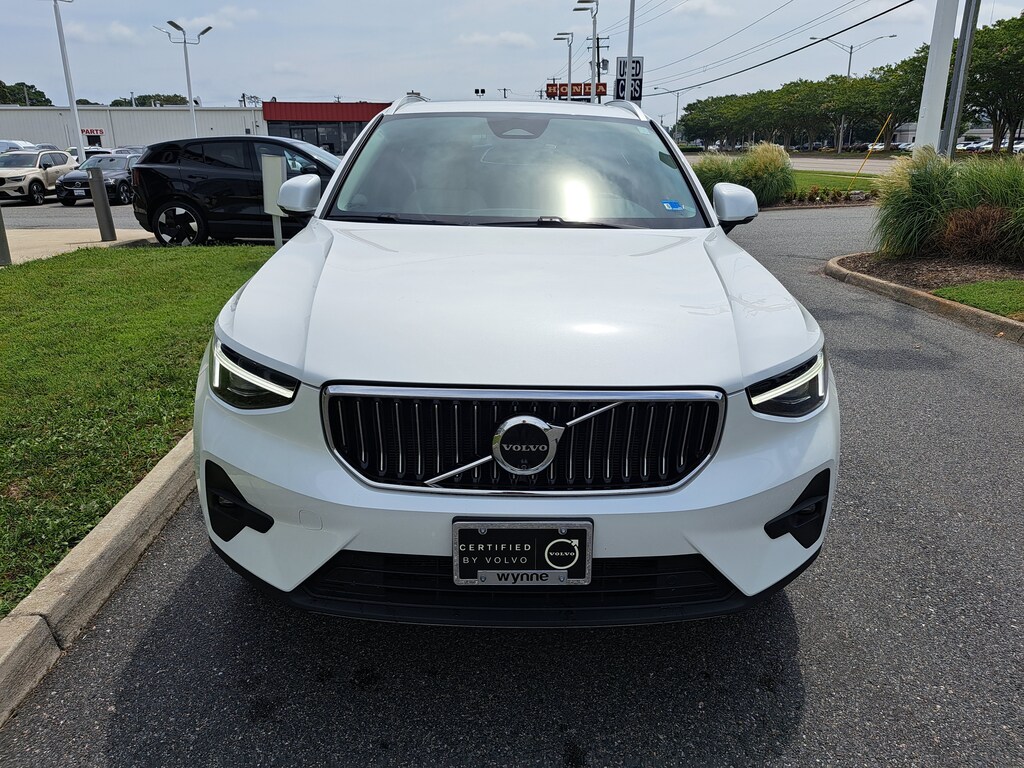 Certified 2024 Volvo XC40 Ultimate Bright Theme B5 AWD Ultimate Bright Theme