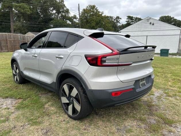 2023 Volvo C40 Recharge Plus photo 2