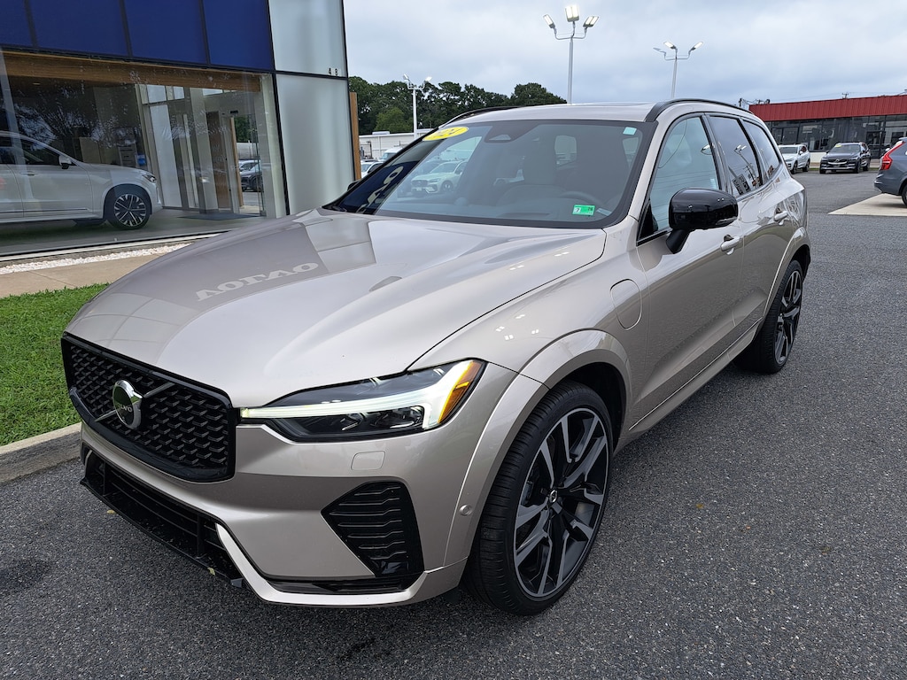Certified 2024 Volvo XC60 Recharge Plug-In Hybrid Ultimate Dark Theme T8 eAWD PHEV Ultimate Dark Theme