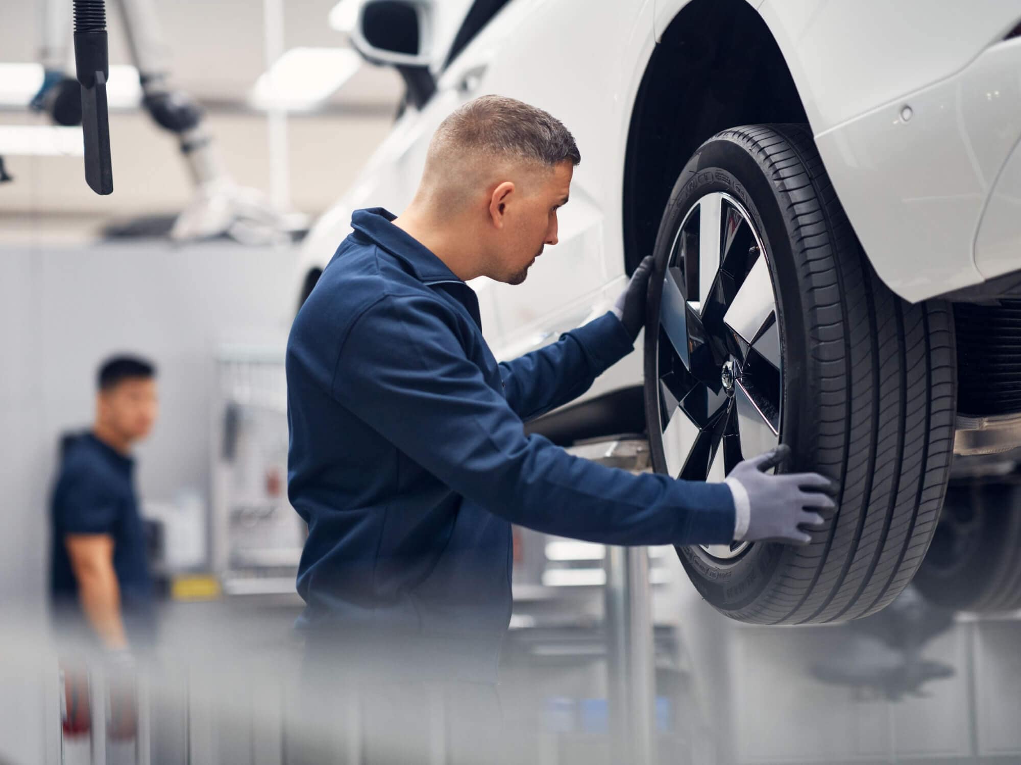 Volvo Service Center 2