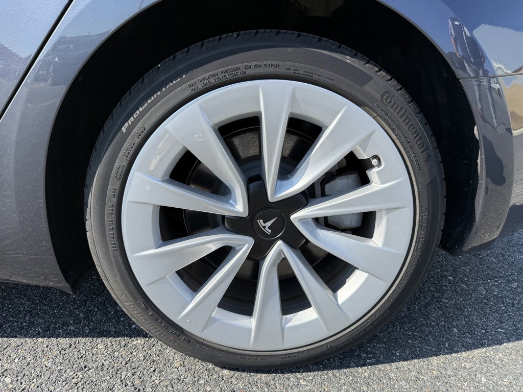 2022 Tesla Model 3 Long Range photo 3