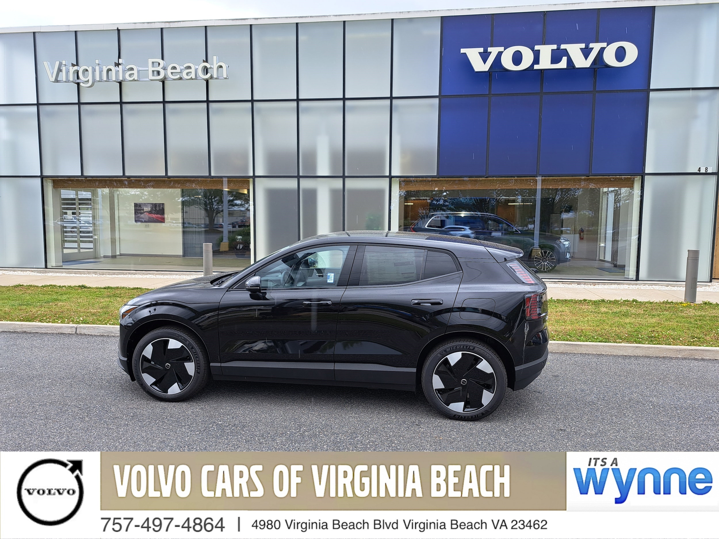 2026 Volvo EX30 Single Motor Plus's photo