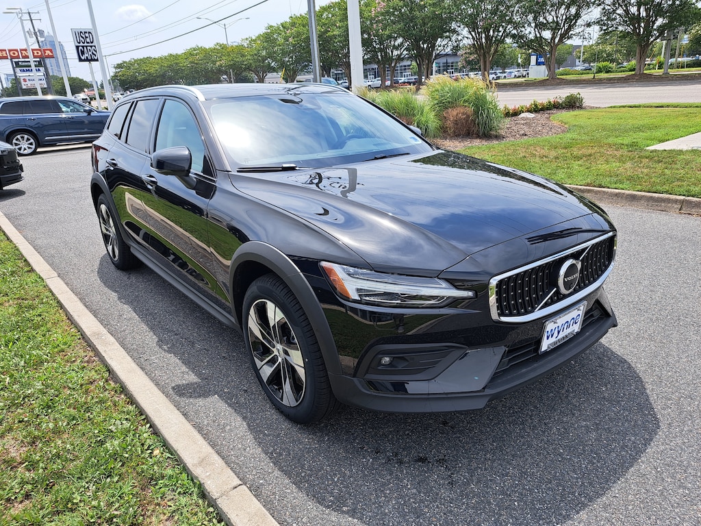 New 2026 Volvo V60 Cross Country B5 Plus Wagon