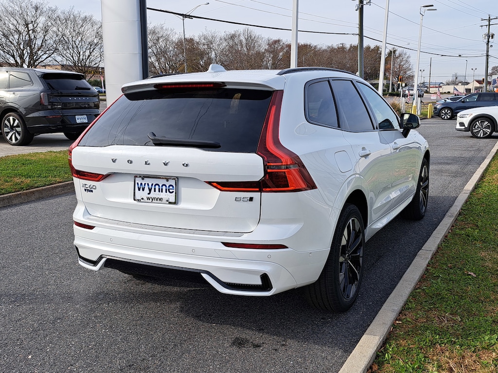 New 2026 Volvo XC60 B5 Plus SUV